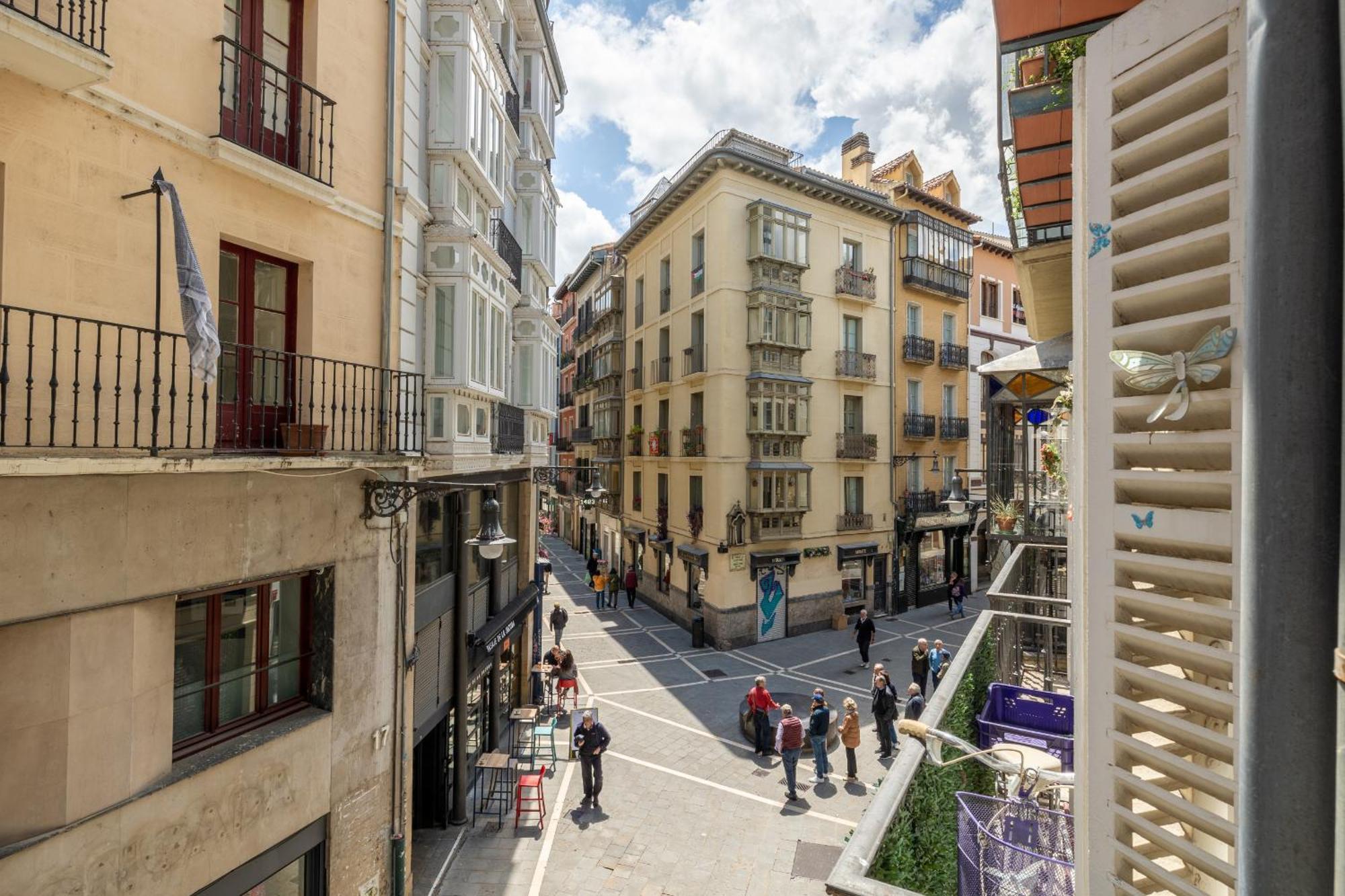Tuapartamento Centro Pamplona - Zapateria 30 Exteriör bild